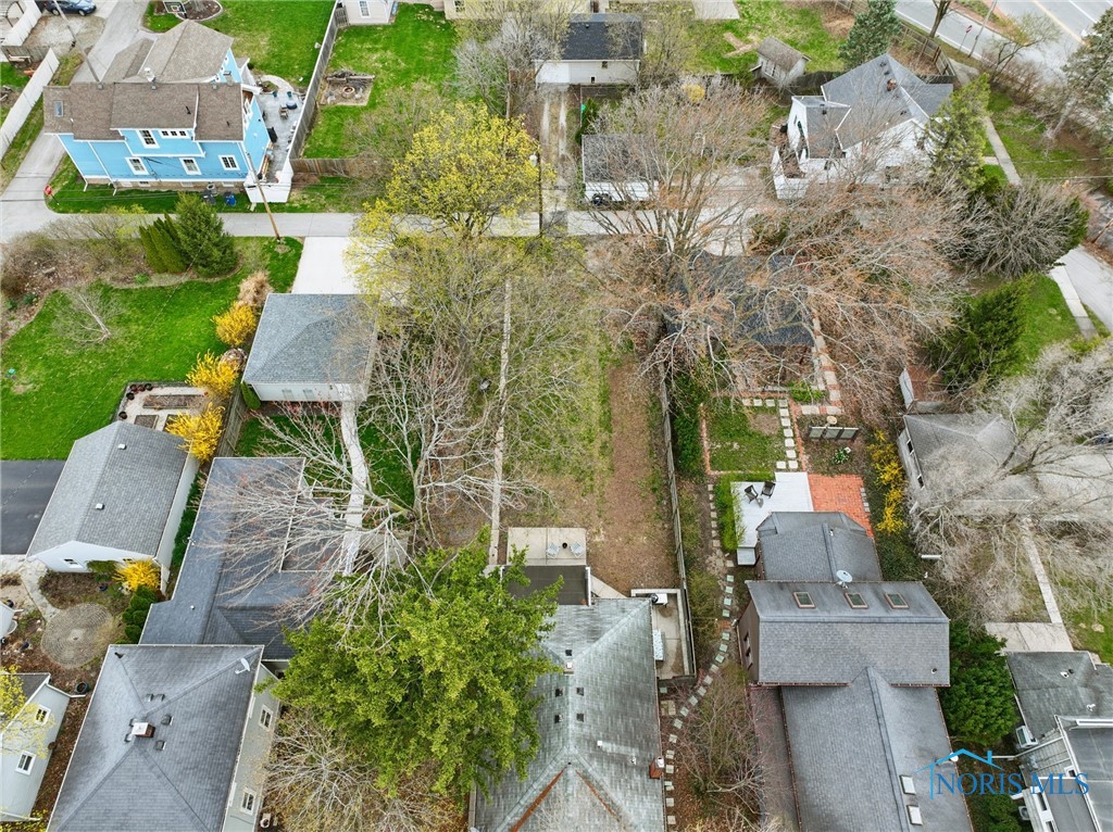 237 E 5th Street, Perrysburg, Ohio image 3