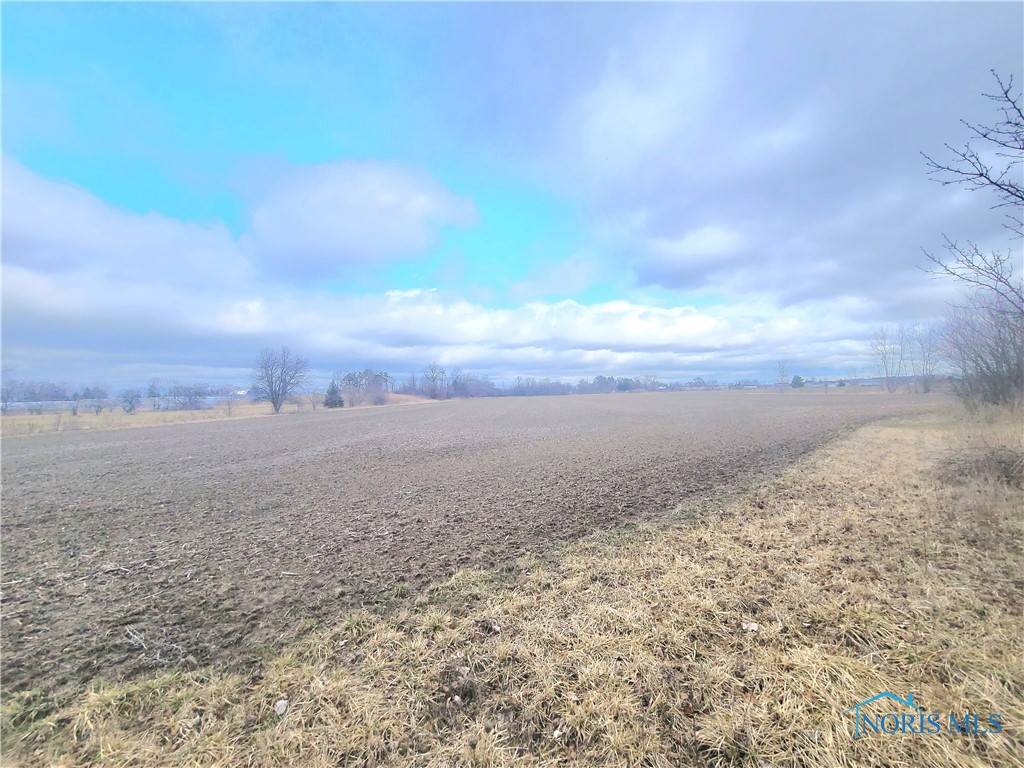 3425 Plumey Road, Northwood, Ohio image 2