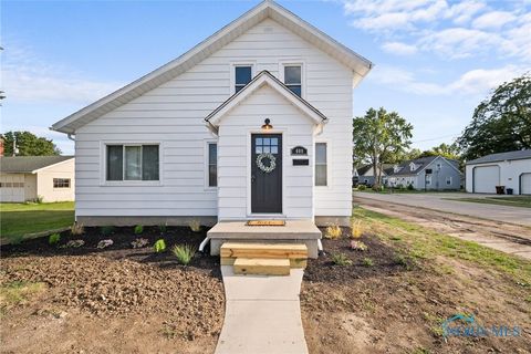 Photo of 600 Fernwood Avenue, Delta, OH 43515 (MLS # 6135290)