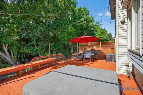 Tiny photo for 382 Osage Court, Perrysburg, OH 43551 (MLS # 6136460)