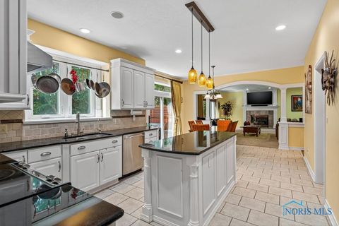 Tiny photo for 382 Osage Court, Perrysburg, OH 43551 (MLS # 6136460)