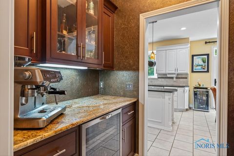 Tiny photo for 382 Osage Court, Perrysburg, OH 43551 (MLS # 6136460)
