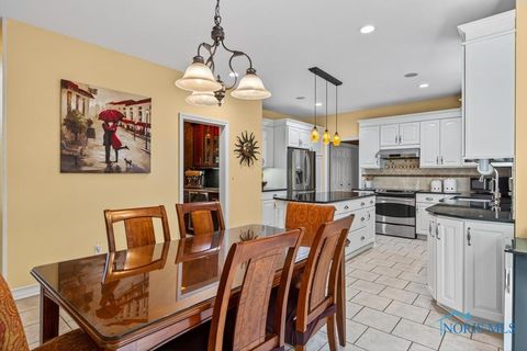 Tiny photo for 382 Osage Court, Perrysburg, OH 43551 (MLS # 6136460)