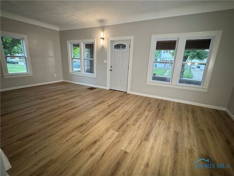 Tiny photo for 302 Warrington Road, Toledo, OH 43612 (MLS # 6136200)