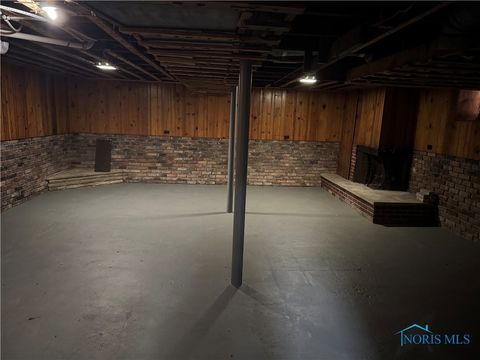 Tiny photo for 302 Warrington Road, Toledo, OH 43612 (MLS # 6136200)