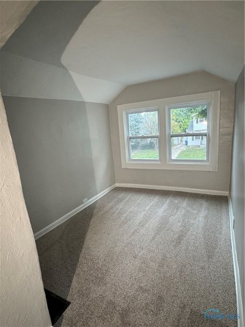 Tiny photo for 302 Warrington Road, Toledo, OH 43612 (MLS # 6136200)