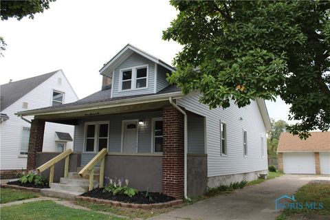 Tiny photo for 302 Warrington Road, Toledo, OH 43612 (MLS # 6136200)