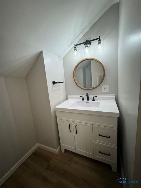 Tiny photo for 302 Warrington Road, Toledo, OH 43612 (MLS # 6136200)