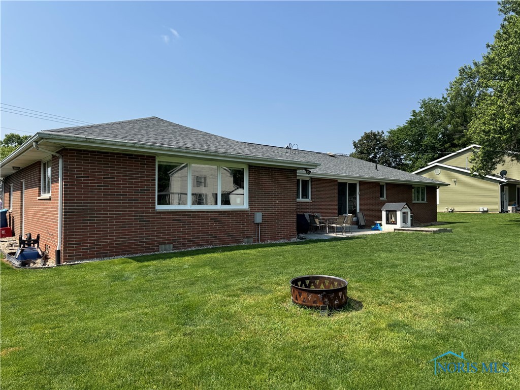 420 W South Street, Bryan, Ohio image 3