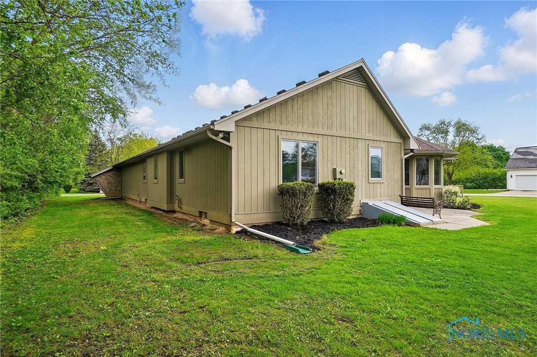 29030 Hufford Road, Perrysburg, Ohio image 42