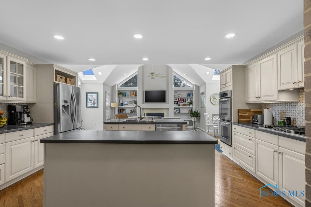 4233 Bonnie Brook Road, Ottawa Hills, Ohio image 14