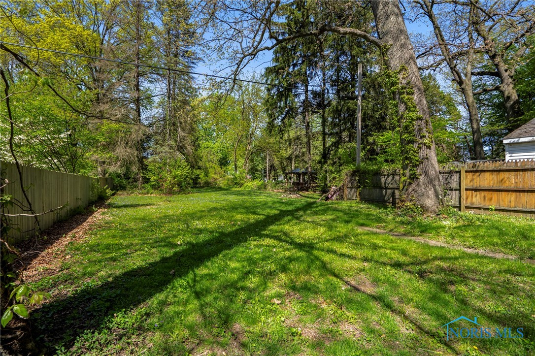 2310 Lambert Drive, Toledo, Ohio image 29