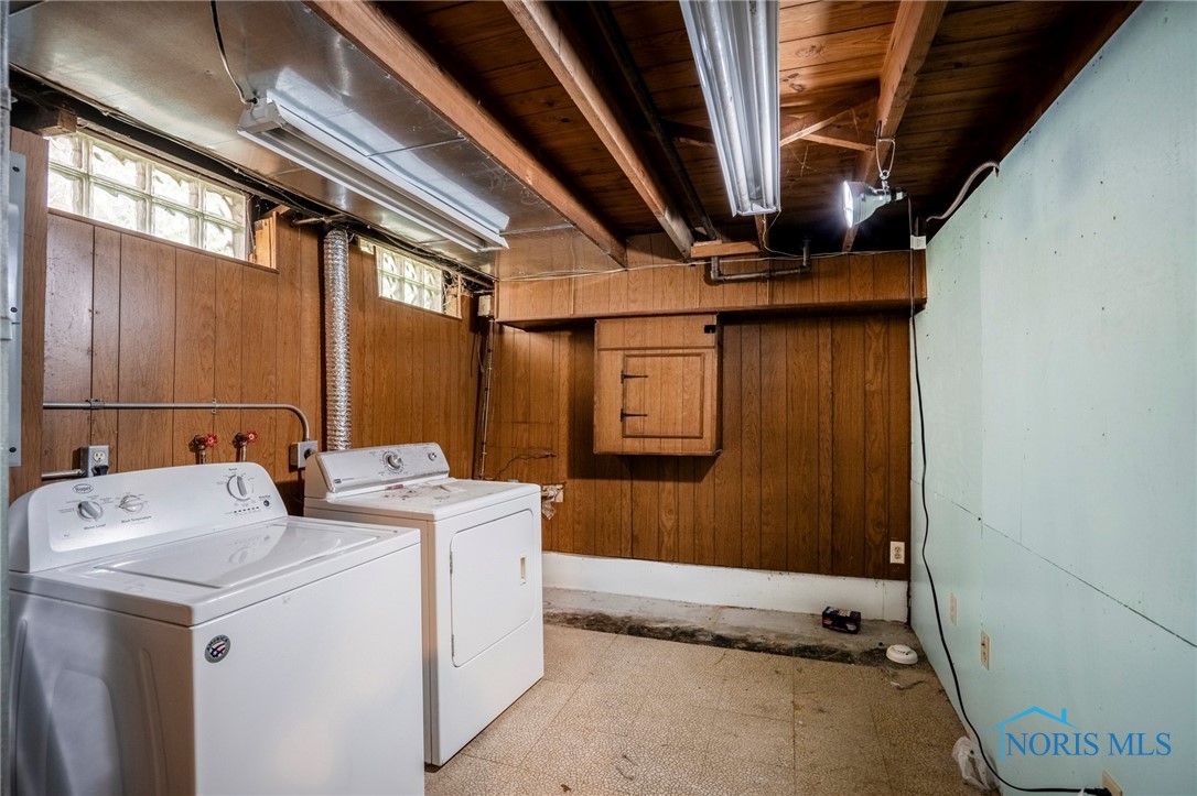 2310 Lambert Drive, Toledo, Ohio image 22