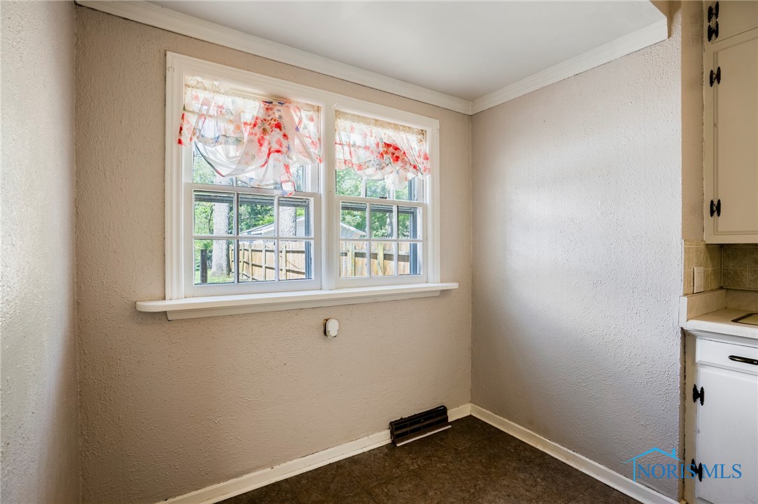 2310 Lambert Drive, Toledo, Ohio image 15