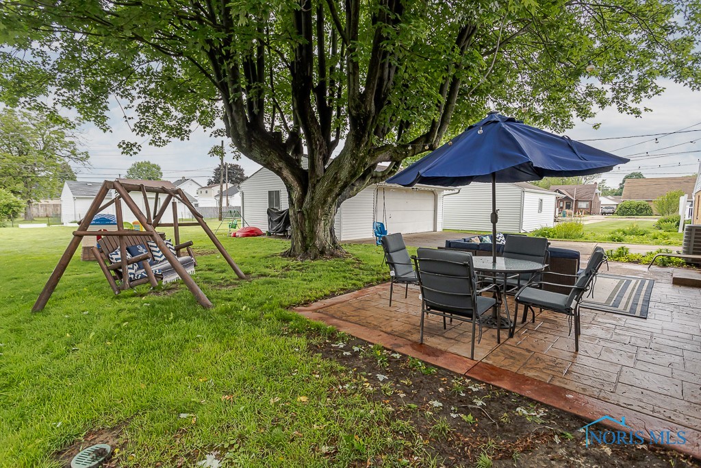 308 Lorraine Place, Rossford, Ohio image 8