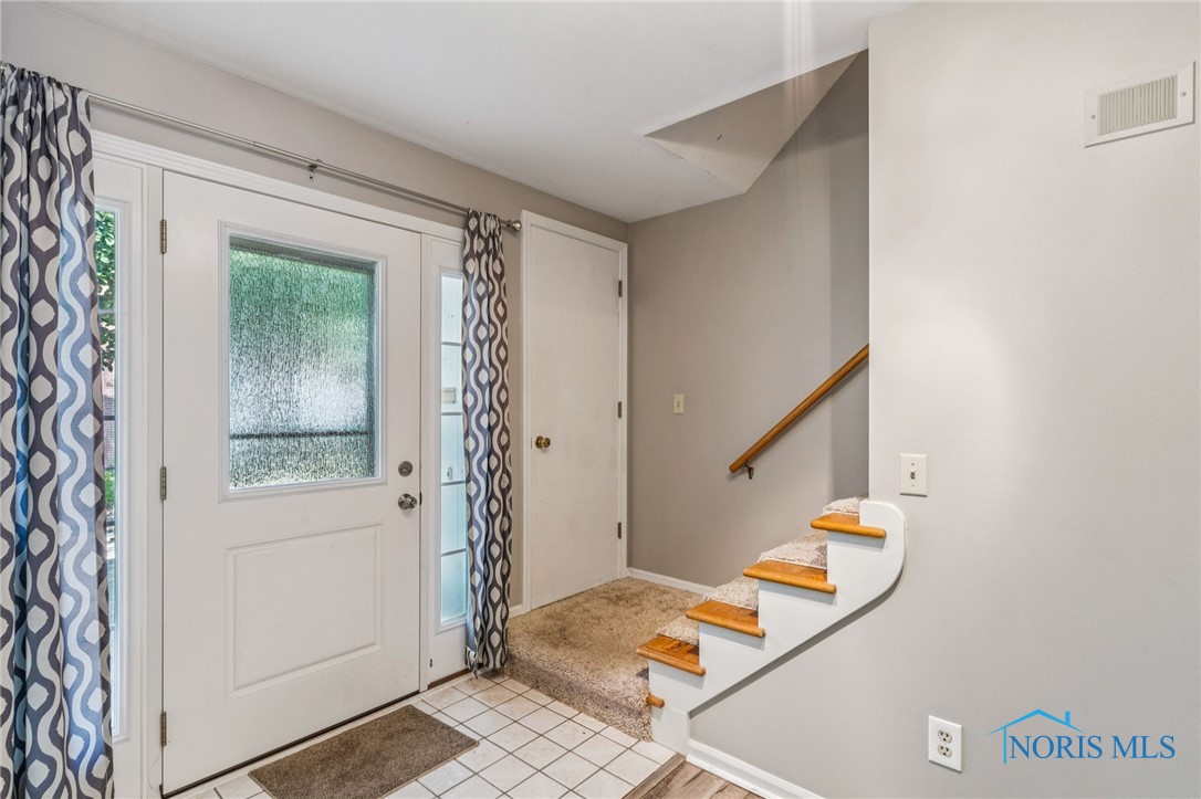 1902 Queenswood Drive U8