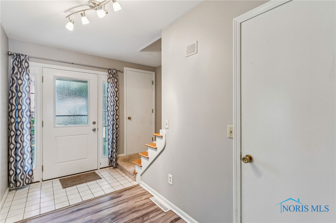 1902 Queenswood Drive U8