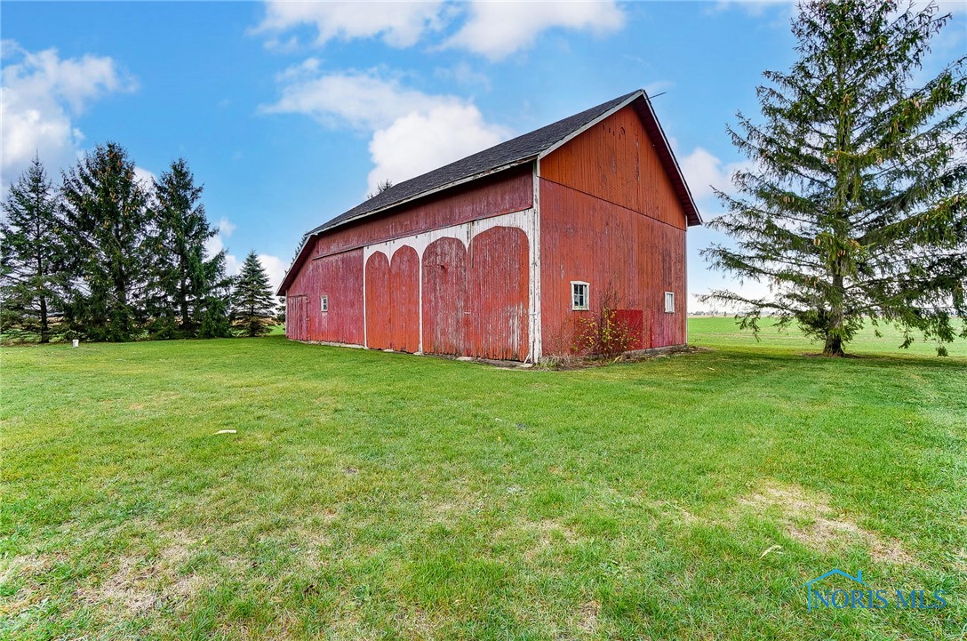 4247 Kilburn Road, Berkey, Ohio image 9