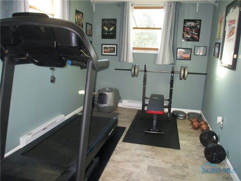 Tiny photo for 213 Navajo Trail, Montpelier, OH 43543 (MLS # 6136441)