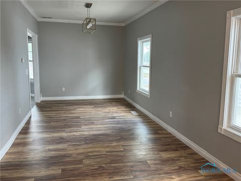 Tiny photo for 305 S Main Street, Gibsonburg, OH 43431 (MLS # 6136830)