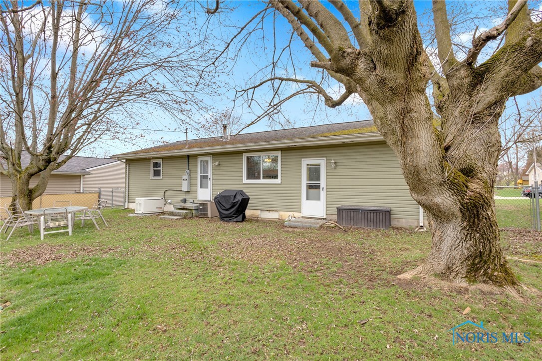 609 Charles Avenue, Findlay, Ohio image 36