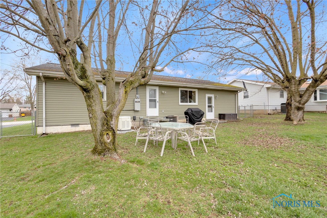 609 Charles Avenue, Findlay, Ohio image 38