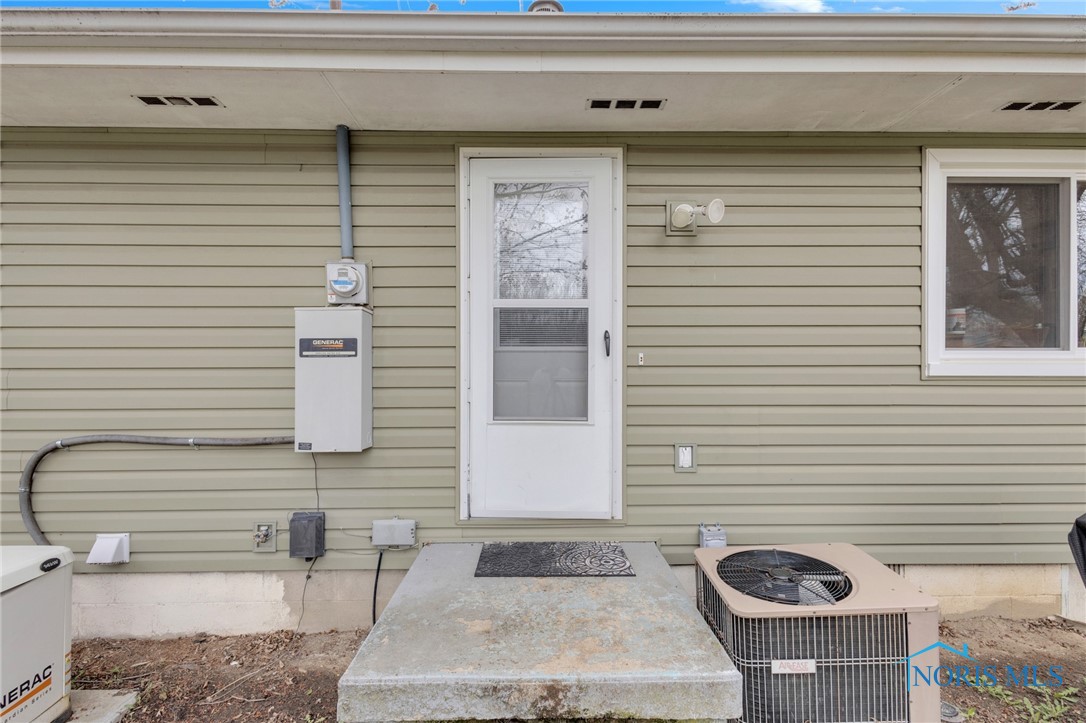 609 Charles Avenue, Findlay, Ohio image 33
