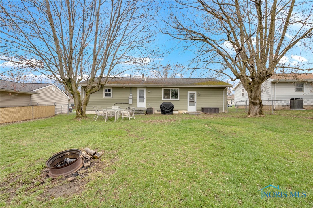 609 Charles Avenue, Findlay, Ohio image 37