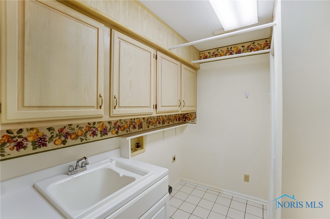 1818 Cobblestone Drive, Findlay, Ohio image 18