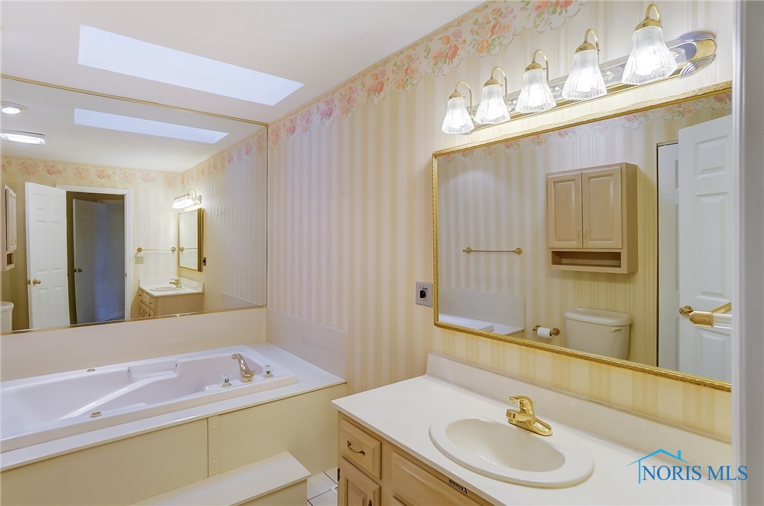 1818 Cobblestone Drive, Findlay, Ohio image 21
