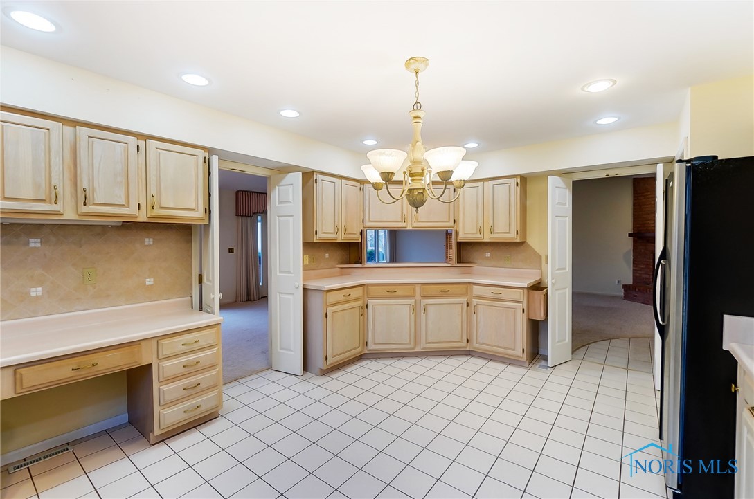 1818 Cobblestone Drive, Findlay, Ohio image 16