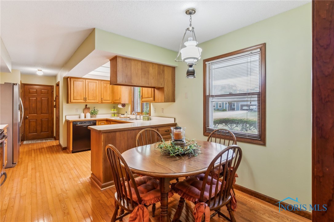 1008 Muirfield Drive, Findlay, Ohio image 5