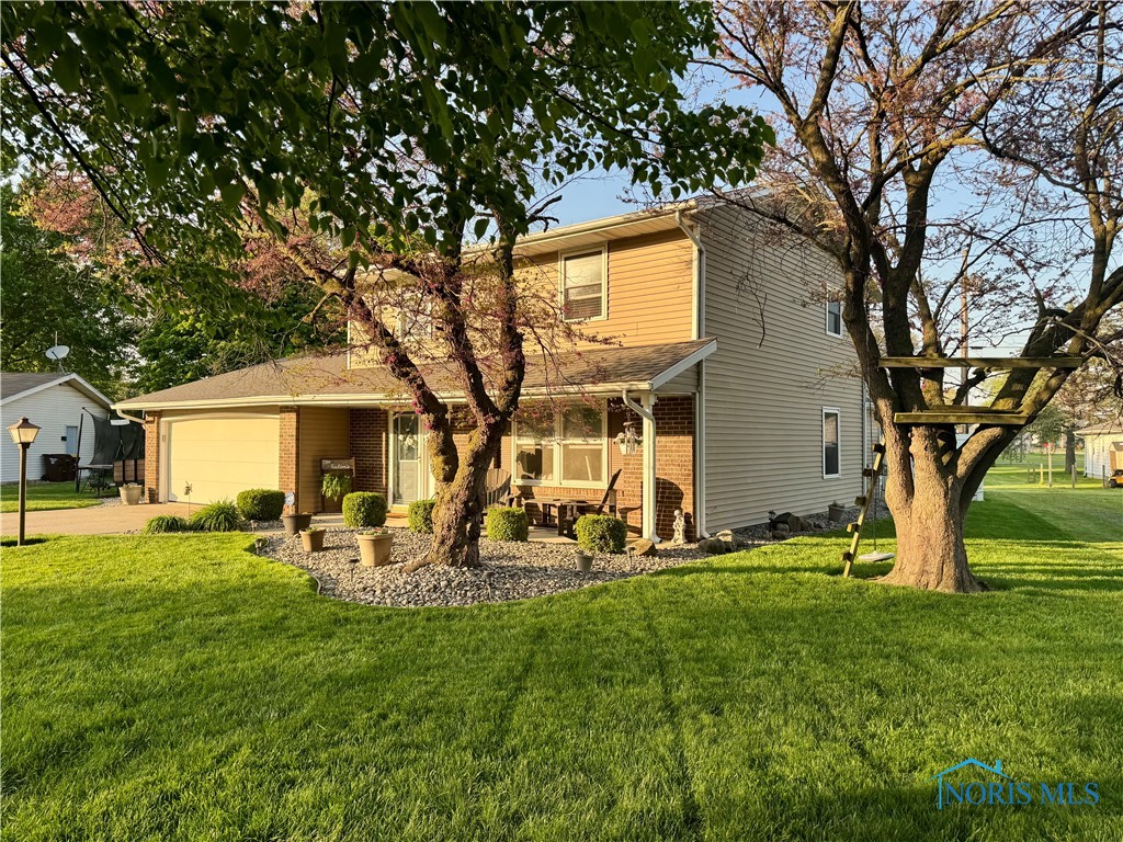 203 Oak Park Drive, Hicksville, Ohio image 3