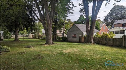 Tiny photo for 2824 Secor Road, Toledo, OH 43606 (MLS # 6136220)