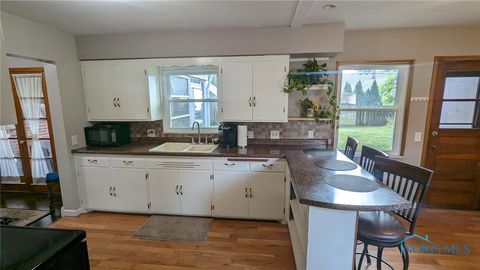 Tiny photo for 2824 Secor Road, Toledo, OH 43606 (MLS # 6136220)