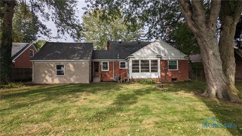Tiny photo for 2824 Secor Road, Toledo, OH 43606 (MLS # 6136220)