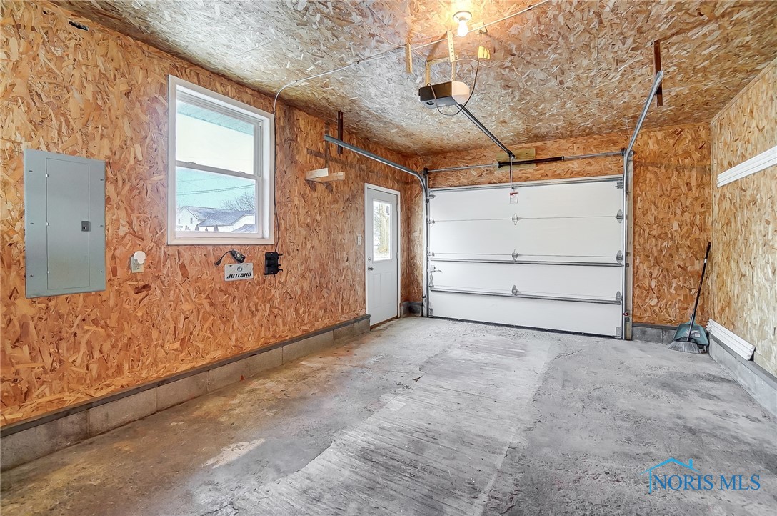 615 W Harrison Street, Paulding, Ohio image 32