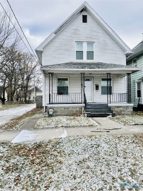 Photo for 915 Nesslewood Avenue