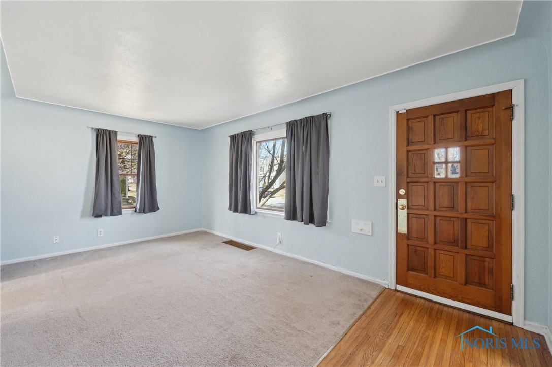 3105 Strathmoor Avenue, Toledo, Ohio image 2