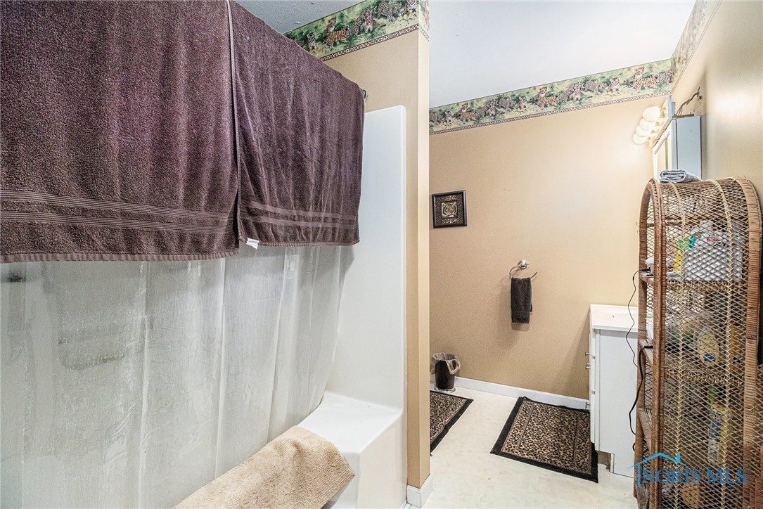 6612 Garden Road, Maumee, Ohio image 16
