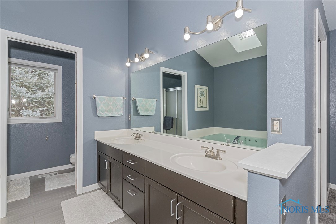7460 Winterberry Court, Maumee, Ohio image 33