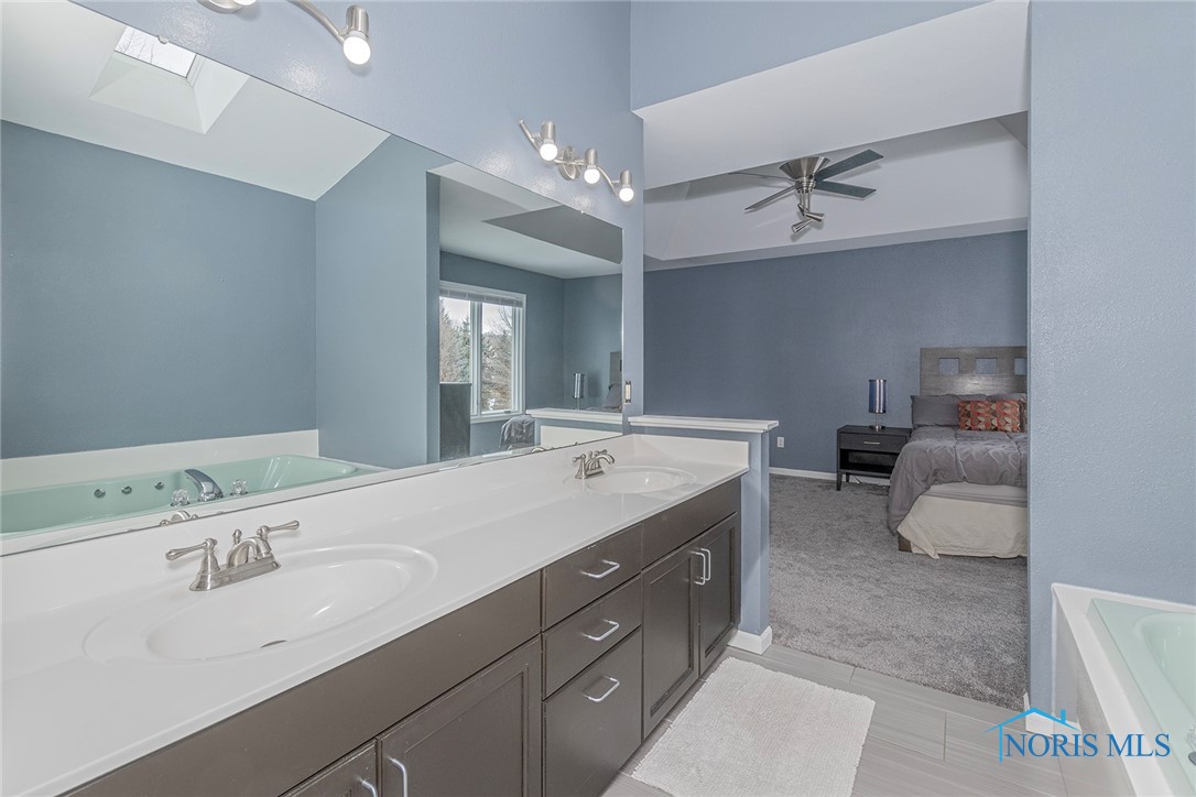 7460 Winterberry Court, Maumee, Ohio image 36