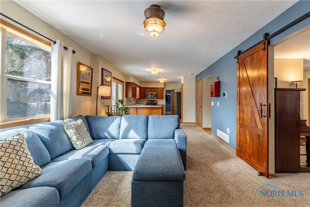 7602 Seaman Road, Oregon, Ohio image 18