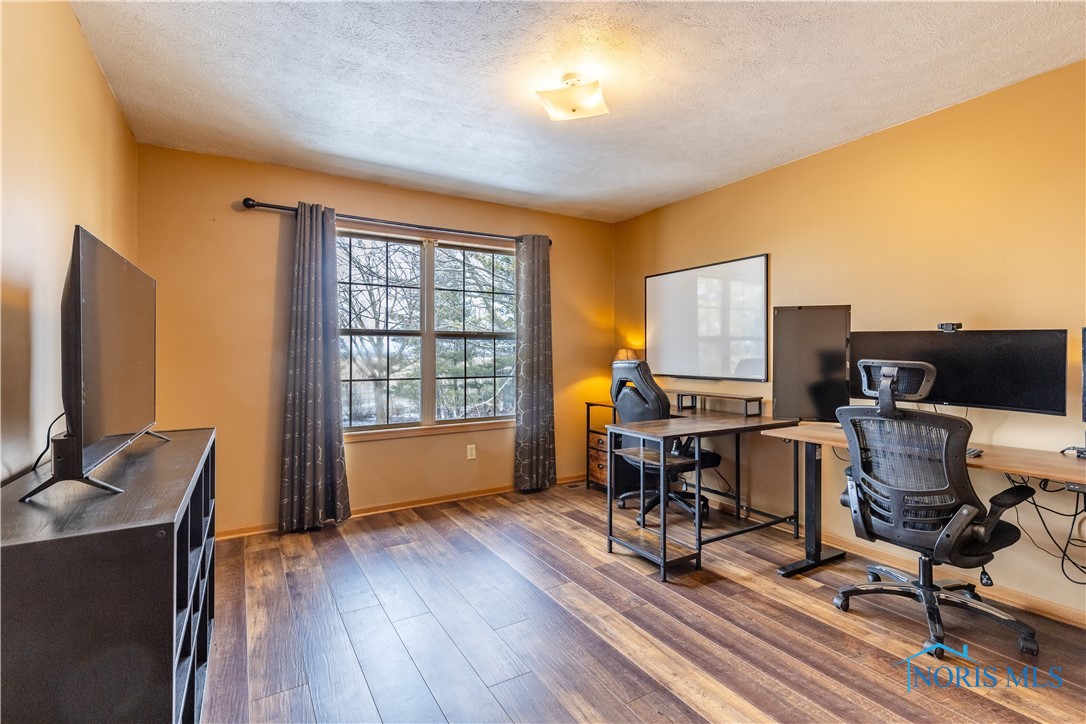 7602 Seaman Road, Oregon, Ohio image 32