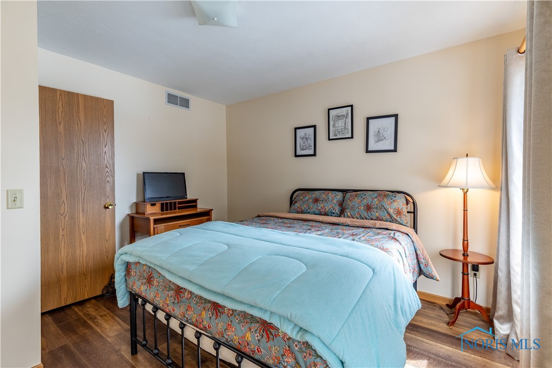 7602 Seaman Road, Oregon, Ohio image 37