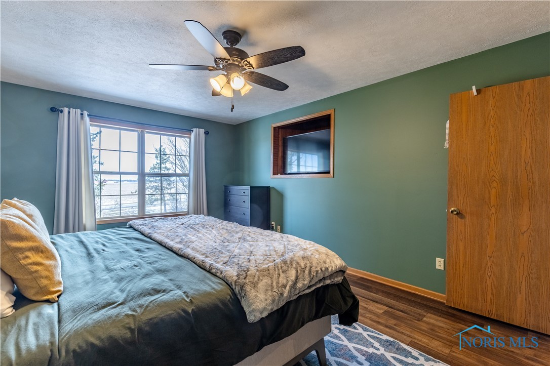 7602 Seaman Road, Oregon, Ohio image 25