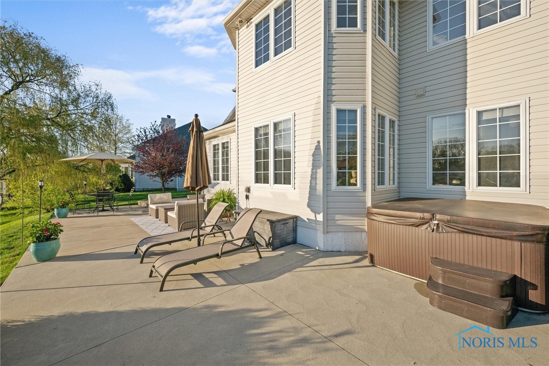7424 Blue Spruce Court, Toledo, Ohio image 41