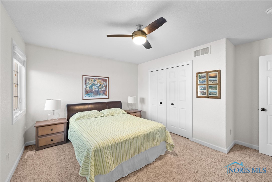 7424 Blue Spruce Court, Toledo, Ohio image 28