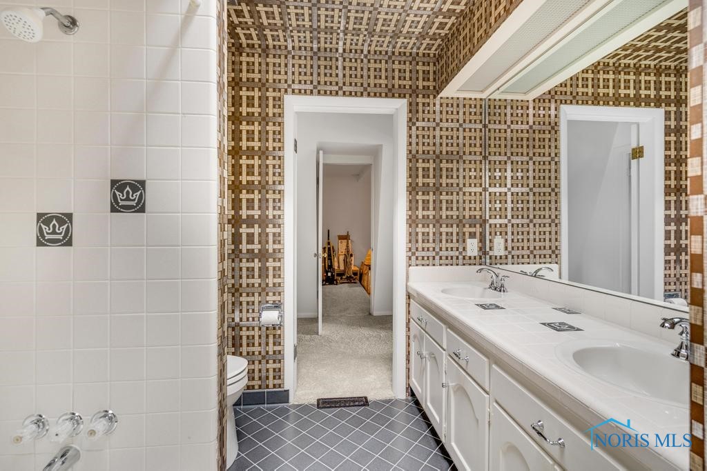 4123 Shamley Green Drive, Toledo, Ohio image 36