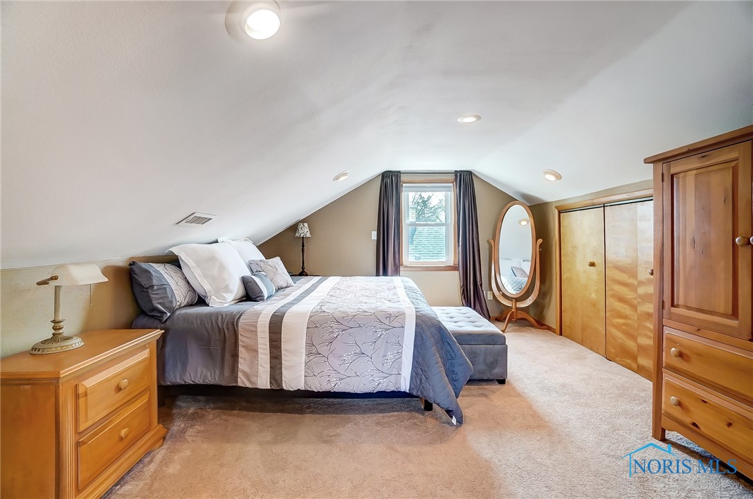 2938 Indianola Drive, Toledo, Ohio image 31